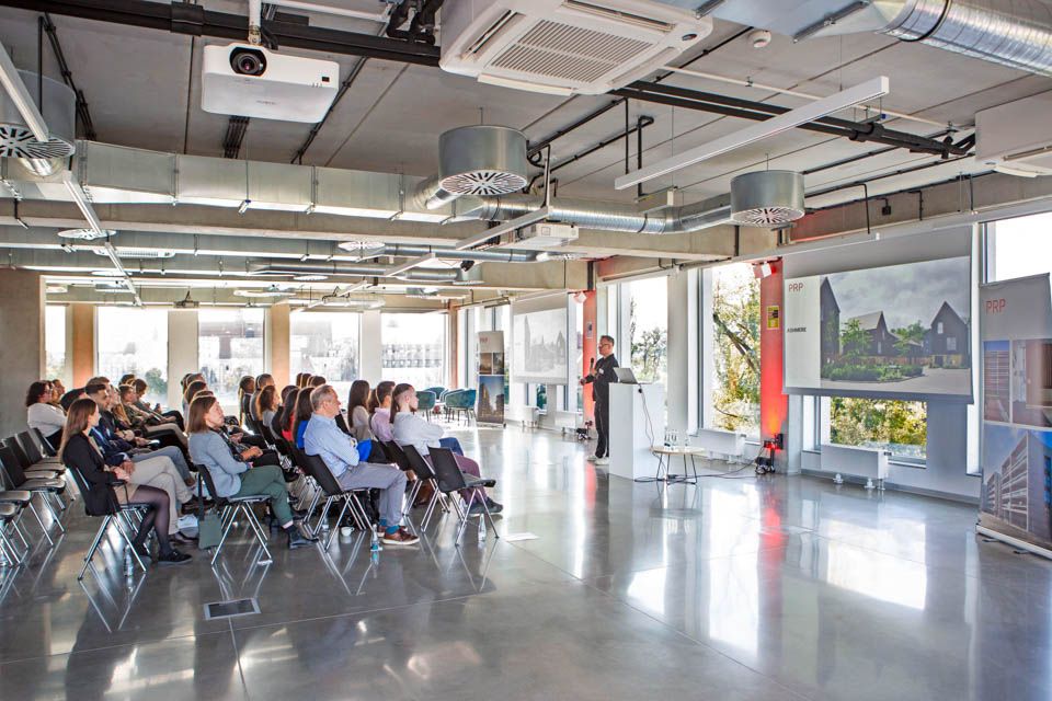 Konferencja-doświadczony-fotograf-Wrocław 457